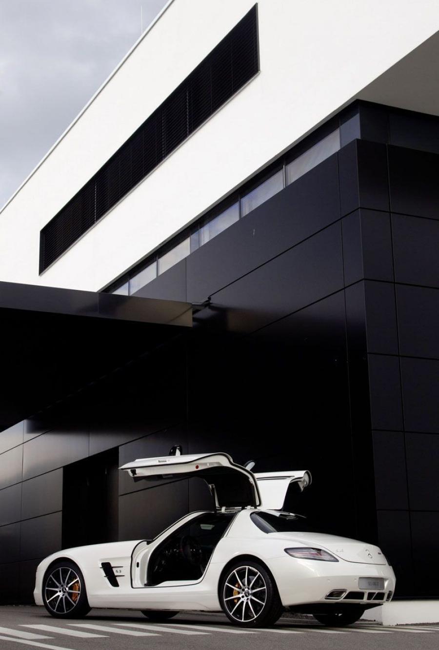  Mercedes-Benz SLS AMG GT 2013 года  (фото 103 из 110)